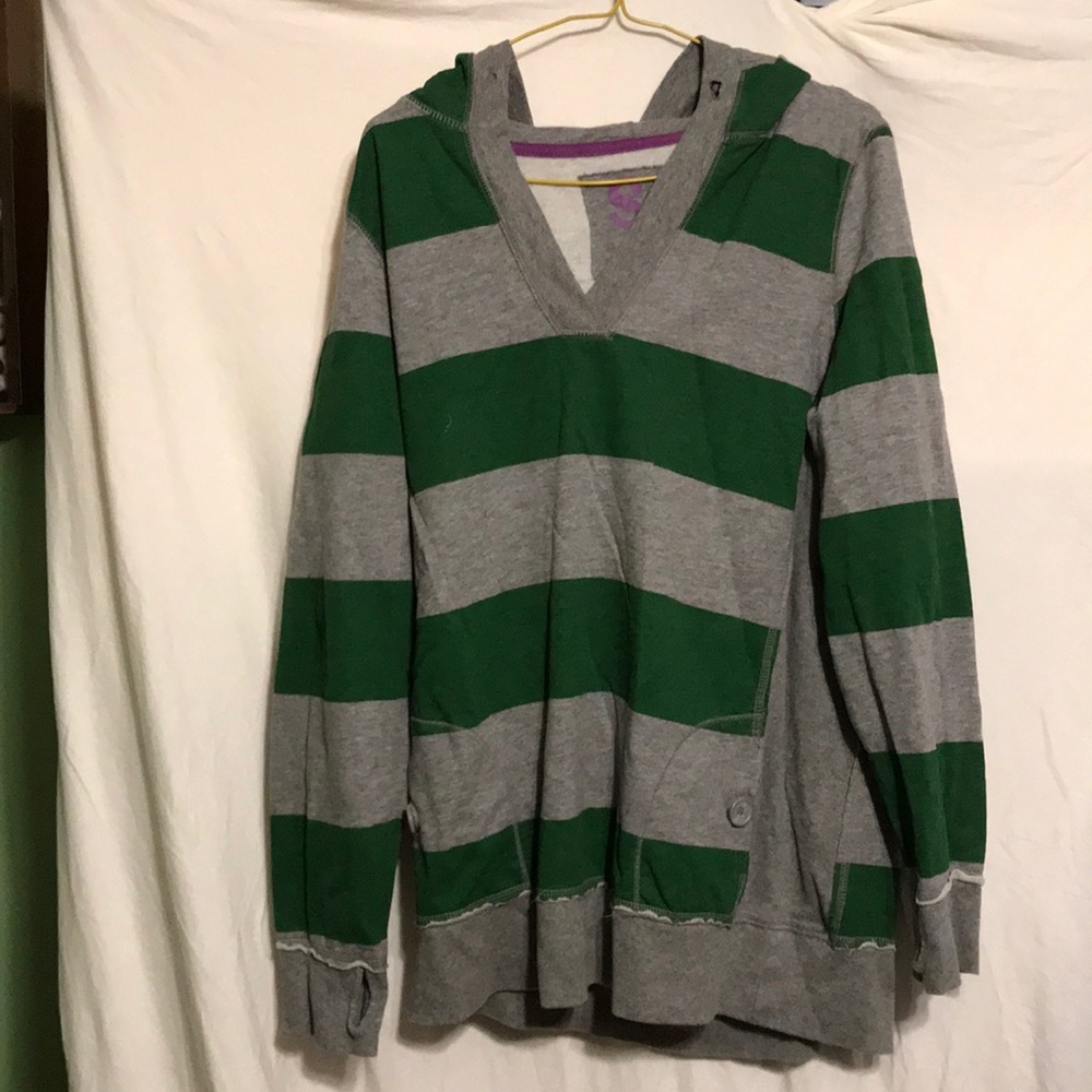 Sweater size XL thumb holes in the sleeves